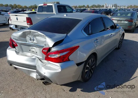 2017 Nissan Altima 2.5 Sv z USA, uszkodzony, nr VIN 1N4AL3AP2HC475268